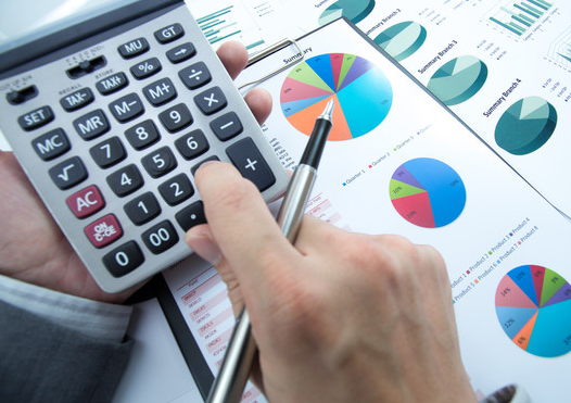 財務(wù)戰(zhàn)略：制定科學(xué)的資金管理措施