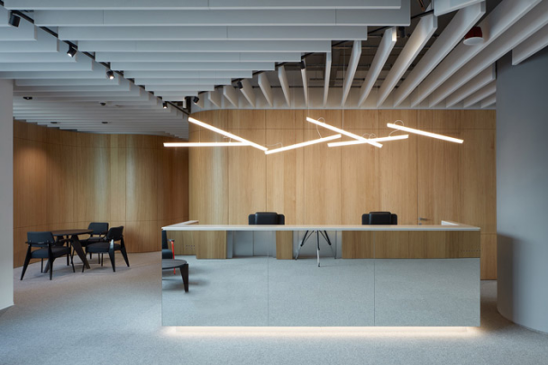 構(gòu)建裝修全流程閉環(huán)系統(tǒng)實(shí)現(xiàn)每月業(yè)績(jī)?cè)鏊偕仙? alt=